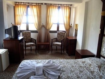 דטקה Knidos Butik Otel מראה חיצוני תמונה