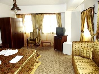 דטקה Knidos Butik Otel מראה חיצוני תמונה