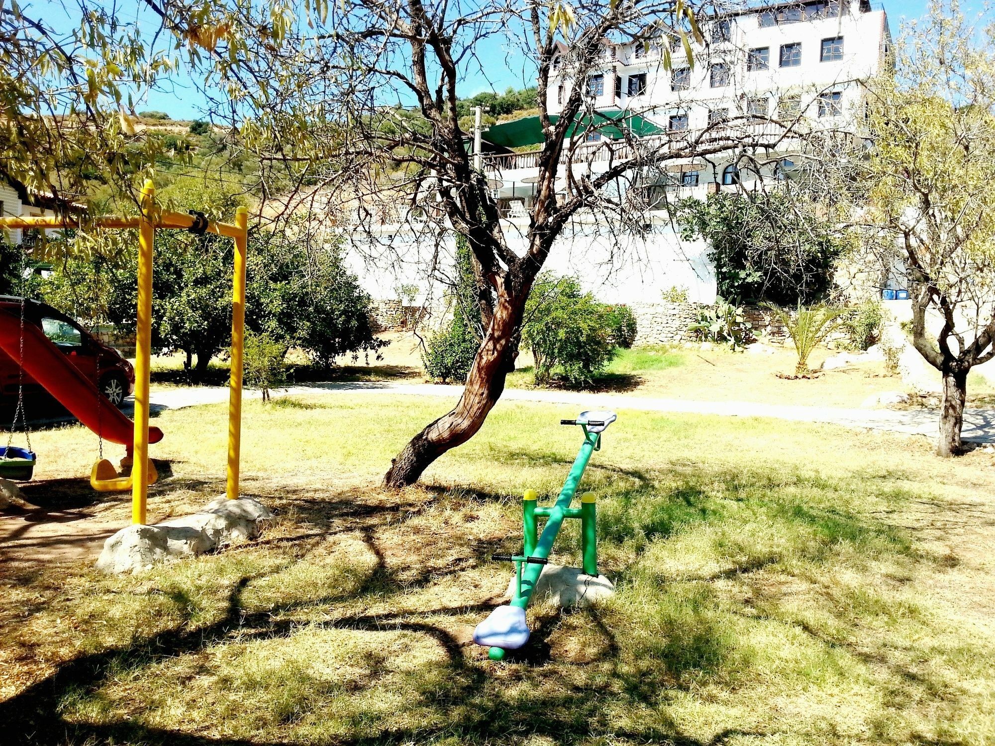 דטקה Knidos Butik Otel מראה חיצוני תמונה